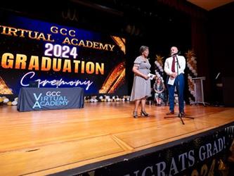 gcc executives on stage 
